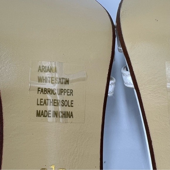 9.5W 9.5 WIDE Dyeables Women's Ariana White Satin Rhinestone Jeweled Heels Pumps - Picture 13 of 15